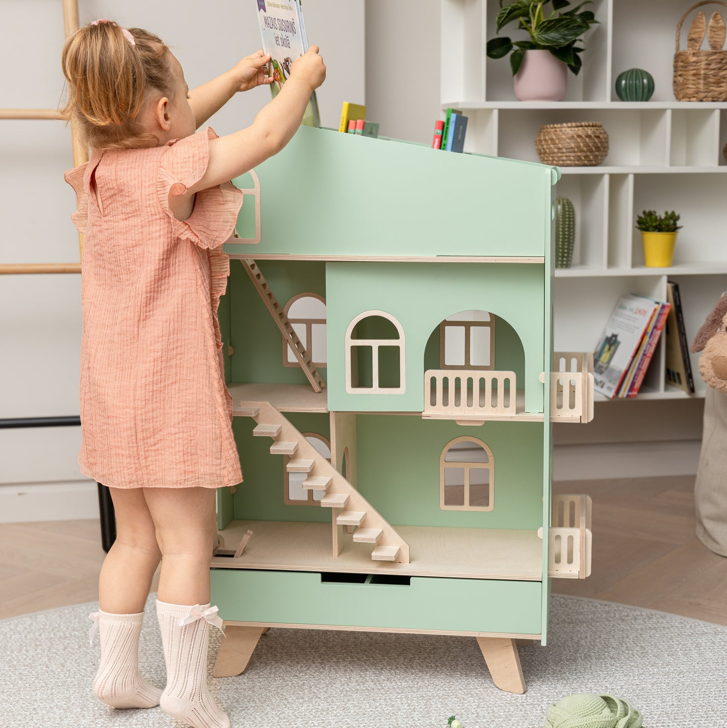 Wooden Dollhouse